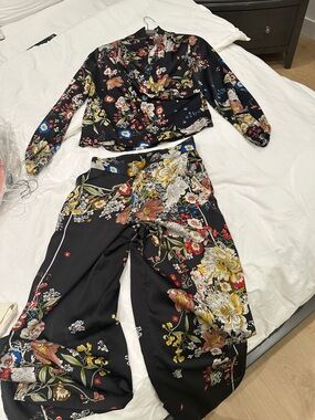 Tahari Black Floral Wide-Leg Pants with Matching Wrap Top